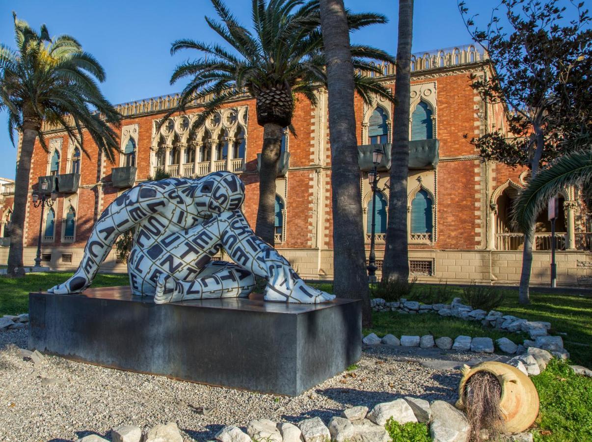 La Casa Di Nausicaa - Aurora Apartman Reggio di Calabria Kültér fotó